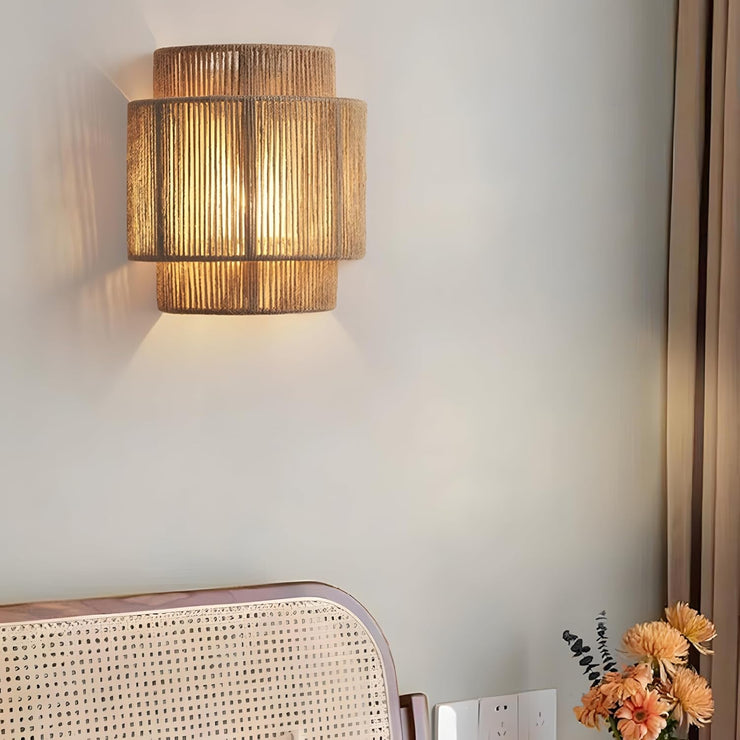 Retro Rattan Weaving Wall Lamp – Handcrafted Elegance